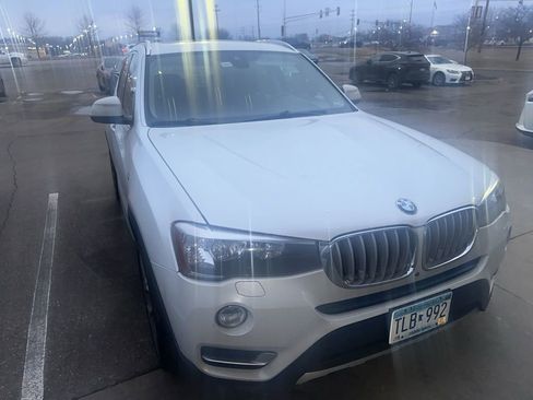 Used 2017 BMW X3 xDrive28i image 4