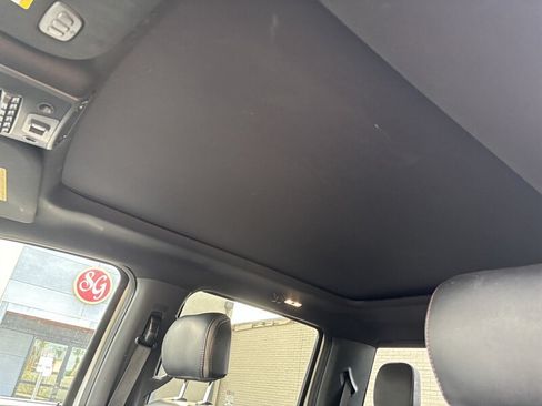 Used 2020 Ford F350 Platinum w/ Tremor Off-Road Package AWD/4WD image 14