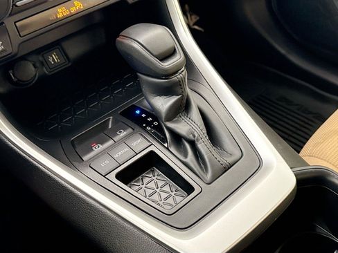 Certified 2025 Toyota RAV4 LE FWD image 24
