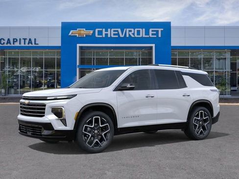 New 2026 Chevrolet Traverse High Country image 2