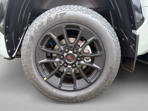 New 2026 Toyota Tundra Platinum AWD/4WD image 9