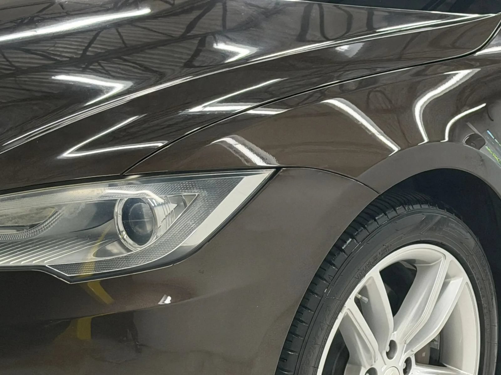 Used 2013 Tesla Model S RWD image 4