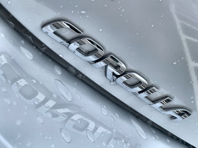Used 2025 Toyota Corolla SE FWD image 43