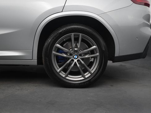 Used 2019 BMW X4 M40i w/ Premium Package image 14