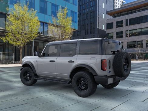 New 2026 Ford Bronco Outer Banks w/ Black Appearance Package AWD/4WD image 4