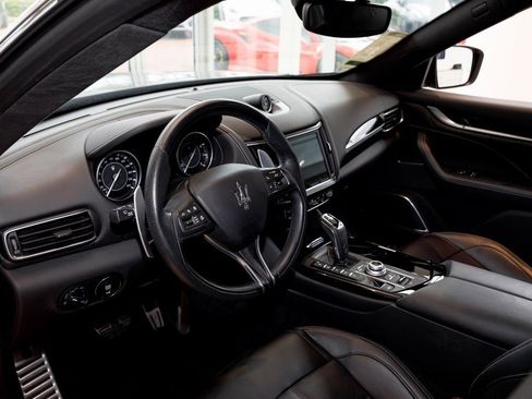 Used 2021 Maserati Levante S GranSport image 19