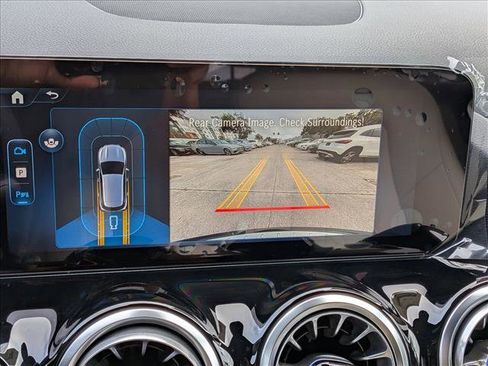 New 2026 Mercedes-Benz GLA 250 image 12