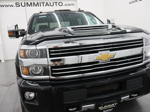 Used 2017 Chevrolet Silverado 2500 High Country w/ Duramax Plus Package AWD/4WD image 22