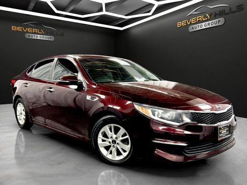 Used 2018 Kia Optima LX image 7
