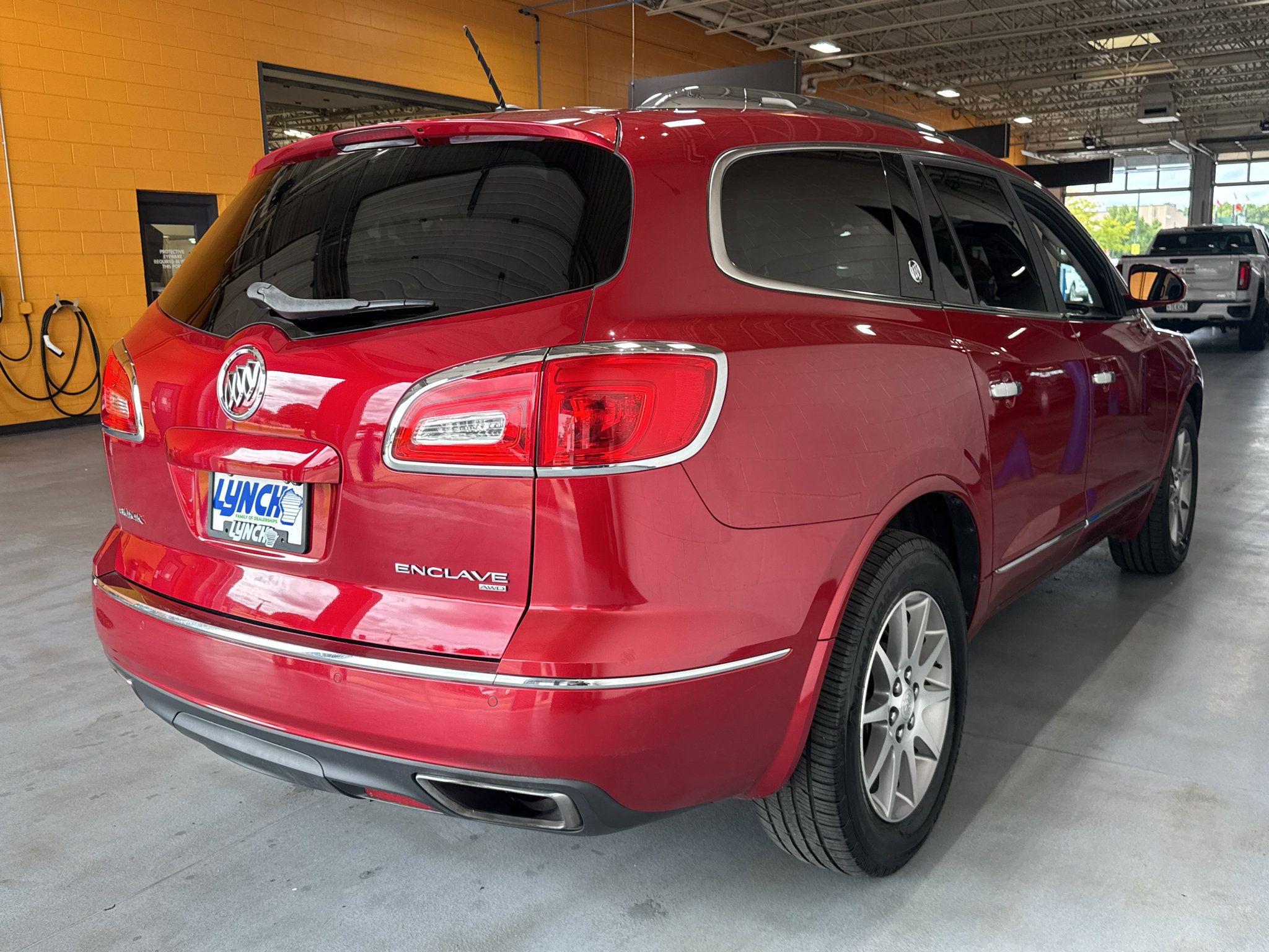 Used 2014 Buick Enclave Leather w/ Trailering Provision Package AWD/4WD image 5