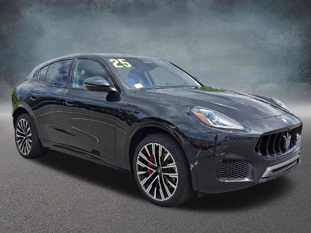 Used 2025 Maserati Grecale Modena AWD/4WD image 3