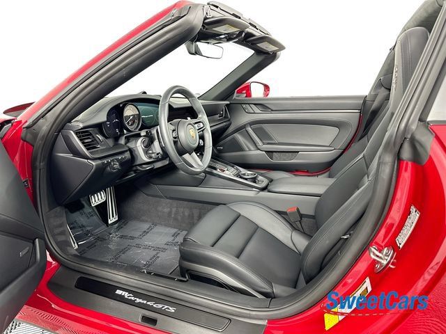 Used 2024 Porsche 911 Targa 4 GTS AWD/4WD image 17
