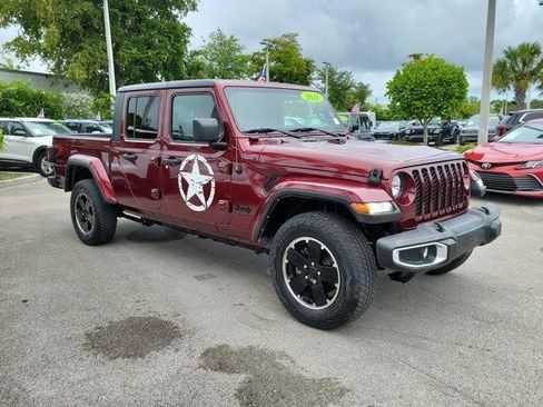 Used 2021 Jeep Gladiator Sport AWD/4WD image 3