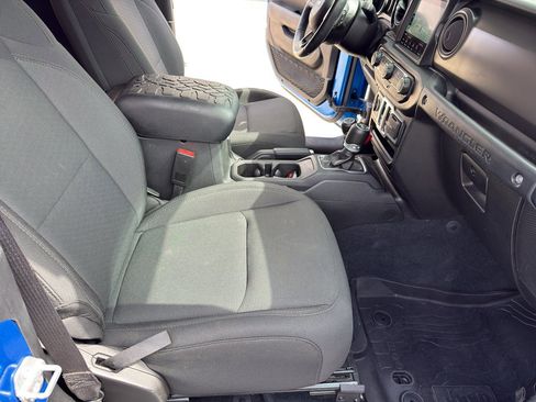 Used 2022 Jeep Wrangler Willys image 26