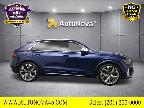 Used 2022 Audi RS Q8 w/ Luxury Package image 6