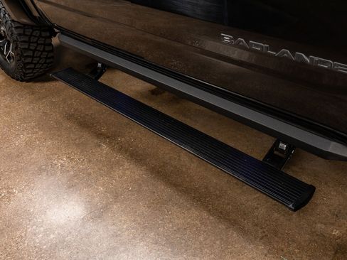 Used 2022 RAM 1500 Laramie image 12