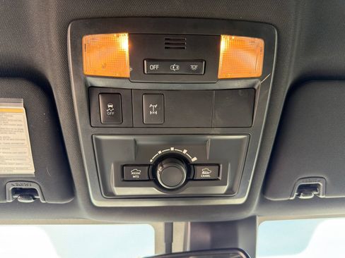 Used 2019 Toyota Tacoma TRD Off-Road AWD/4WD image 23