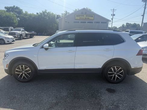 Used 2021 Volkswagen Tiguan S FWD image 2