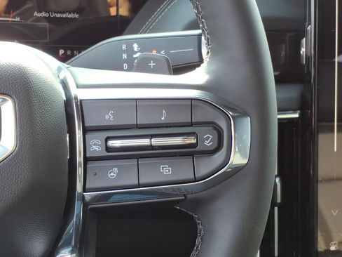 New 2026 GMC Yukon XL Elevation image 19