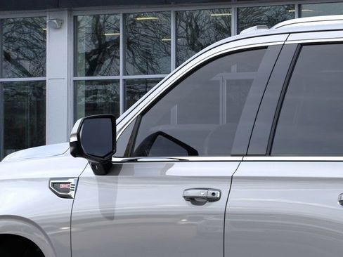 New 2026 GMC Yukon Elevation image 18