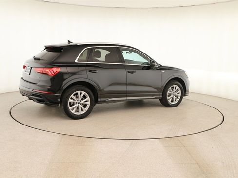 Certified 2025 Audi Q3 2.0T Premium Plus w/ Premium Plus Package image 7