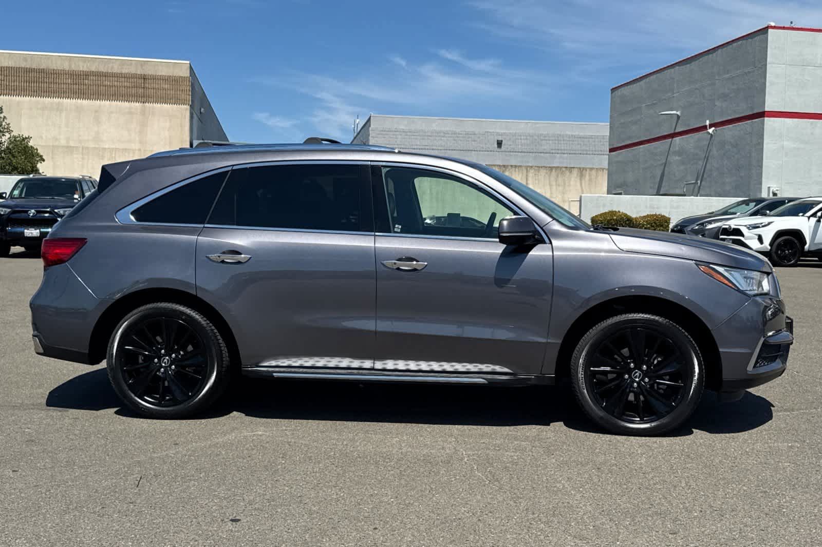 Used 2020 Acura MDX w/ Technology Package AWD/4WD image 6