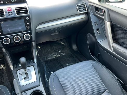 Used 2017 Subaru Forester 2.5i Premium w/ Protection Package #1 AWD/4WD image 26