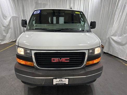 Used 2023 GMC Savana 2500 w/ Driver Convenience Package image 7