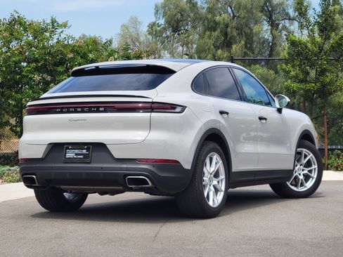 Used 2025 Porsche Cayenne Coupe AWD/4WD image 7