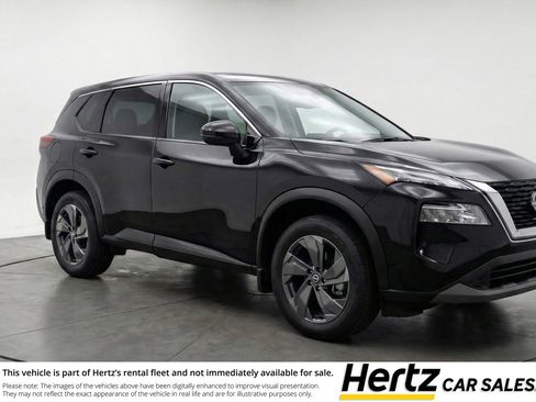 Used 2025 Nissan Rogue SV FWD image 1