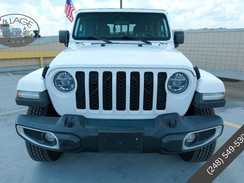 Used 2022 Jeep Gladiator Sport AWD/4WD image 11
