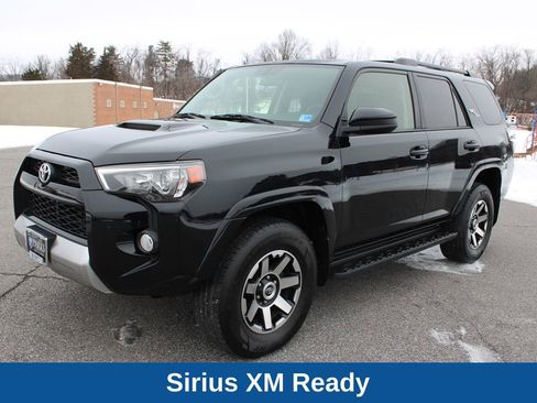 Used 2019 Toyota 4Runner TRD Off-Road image 6
