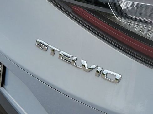 New 2025 Alfa Romeo Stelvio Sprint w/ Convenience Package AWD/4WD image 5