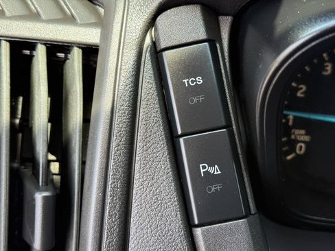 Used 2019 Ford Transit 350 148 Medium Roof RWD image 17