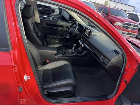 Used 2024 Honda Civic EX-L image 10