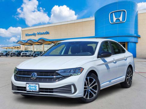Used 2023 Volkswagen Jetta Sport FWD image 1