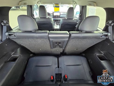 Used 2025 Mitsubishi Outlander SE FWD image 23