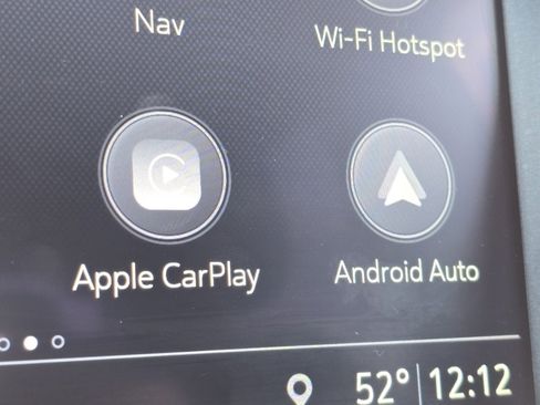 Used 2019 GMC Canyon Denali image 6