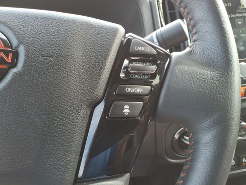 Used 2026 Nissan Frontier PRO-4X AWD/4WD image 23