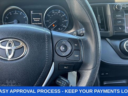 Used 2018 Toyota RAV4 LE w/ All Weather Liner Package AWD/4WD image 16