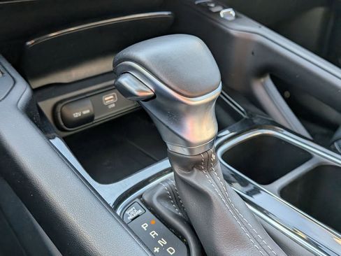 Used 2025 Kia Telluride S FWD image 20