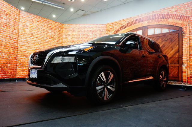 Certified 2023 Nissan Rogue SL w/ SL Premium Package AWD/4WD image 2