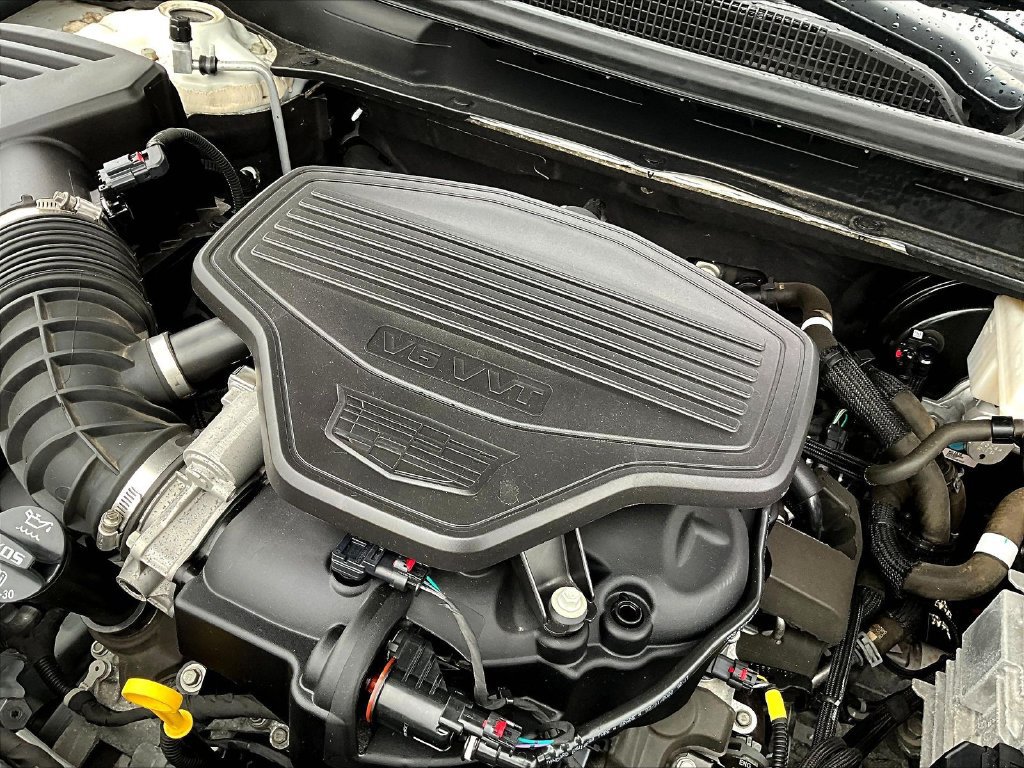 Used 2022 Cadillac XT5 Sportv w/ LPO, Floor Liner Package AWD/4WD image 33