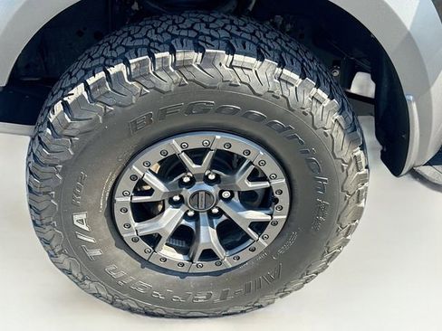 Certified 2022 Ford F150 Raptor w/ Raptor 37 Performance Package AWD/4WD image 39