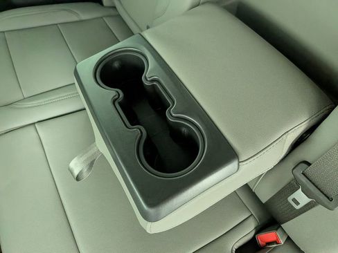 New 2026 GMC Sierra 3500 SLT w/ SLT Premium Package image 31