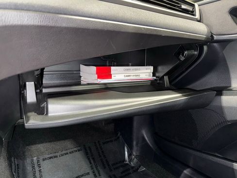 Certified 2025 Toyota Camry LE image 27