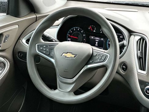 Used 2023 Chevrolet Malibu LT FWD image 27