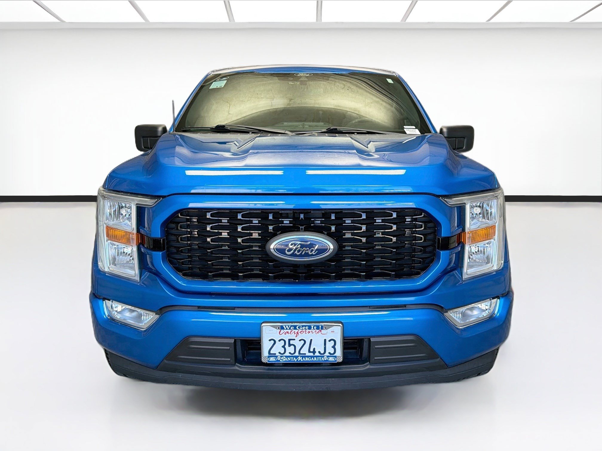 Used 2021 Ford F150 XL w/ STX Appearance Package RWD image 2