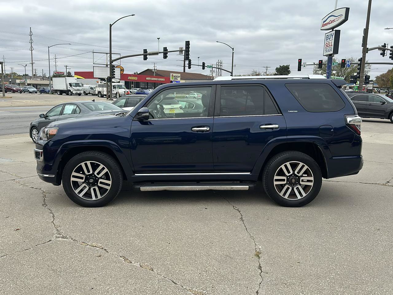 Used 2014 Toyota 4Runner Limited AWD/4WD image 6