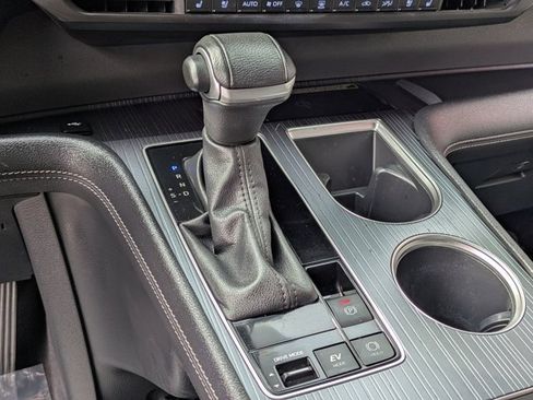 Used 2023 Toyota Sienna XSE image 22